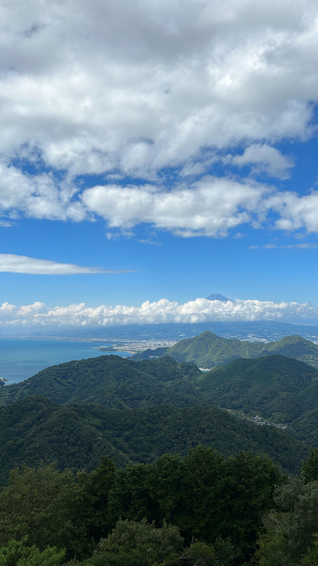 ばーば（母）がどこかに行きたいとの事で温泉へ　敬老の日の3連休、久々皆んなの予定が空いていたのでばーば・我が家3人・兄家3人(長男大学寮生活の為不参加)7人での温泉旅行