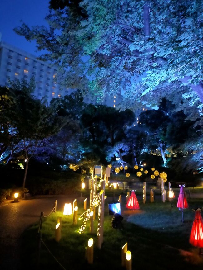 今年の夏は暑かった！<br />暑くてどこにも行かなかったので、夏やすいの最後にグランドプリンス新高輪のクラブフロアに泊まってきました。<br />最近は、グランドプリンス高輪の方に泊まる機会が多かったのですが、久しぶりの新高輪。<br />ヤフートラベルより24時間ステイプランをみつけ、すぐに予約。<br />ラウンジホッピングが楽しく、フロアバスのサウナでゆっくりと大満足なホテルステイでした。、<br /><br />●施設名　　　　　　　：グランドプリンスホテル新高輪<br />●チェックイン日　　　：2023年09月01日（金）<br />●チェックイン可能時間：12:00～26:00<br />●チェックアウト日　　：2023年09月02日（土）<br />●チェックアウト時間　：～12:00<br />●到着予定時間　　　　：12:00<br />●宿泊日数　　　　　　：1泊<br />●プラン名称　　　　　：最大24時間ステイ＜12時チェックイン／12時チェックアウト＞3つのラウンジ利用特典付きクラブフロア<br />●食事　　　　　　　　：朝食付<br />●お部屋　　　　　　　：【クラブフロア】クラブキング with バルコニー（禁煙）(ダブル) × 1部屋<br />●宿泊人数　　　　　　：大人2名<br />●支払方法　　　　　　：オンラインカード決済<br />●支払総額　　　　　　：\25,594[消費税・サービス料込]<br />　　内訳（プラン料金　　　　　　　：　\36,544）<br />　　　　（即時利用分　　　　　　　：　-\10,950）