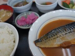 ４７都道府県制覇の旅　夏の旅・その２ １８きっぷで静岡　河岸食堂 どんぶり君 と 久能山東照宮 と 芹沢銈介美術館 編