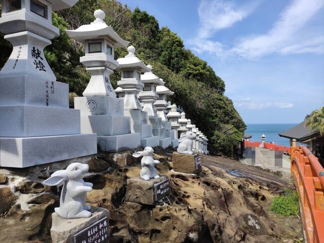 春休みを利用して、空路宮崎空港から、日南海岸・都井岬を旅してきました。その後、桜島から鹿児島に渡り、知覧、長崎の鼻、鹿児島市内と巡って、宮崎空港までの九州南部の2泊3日の旅でした。こちらはその宮崎編です。