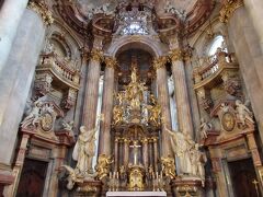久々のヨーロッパはチェコでクリスマスマーケット巡り【６２】プラハ城から聖ミクラーシュ教会へ