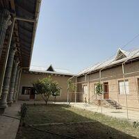 エセバックパッカーが行くウズベキスタン　⑧ タクってシャフリサーブス日帰りとドライバーさん宅訪問