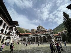 ブルガリアと立ち寄りイスタンブールの旅　～２日目　リラの修道院、ボヤナ教会、国立歴史博物館～