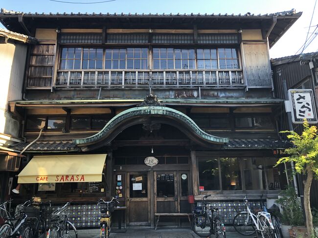 恒例の午後から京都、2万歩散歩<br />今回は松尾大社の観月祭に行くのが目的。<br />途雑誌で気になっていたかわいいマジョリカタイルのカフェなどにも寄ってきました。