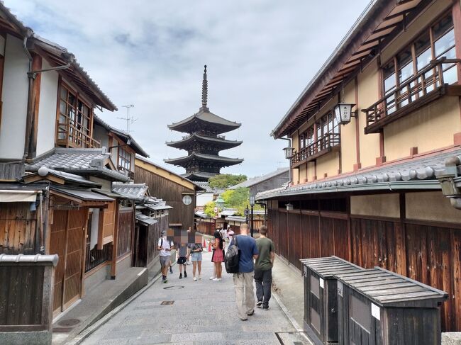 次の旅行どこへ行きたい?<br />そうね～どこかな?<br />そうだ!京都へ行かない?<br /><br />ってなわけで、京都への旅行が決定。<br /><br />中学校の修学旅行以来の京都へGO。<br />