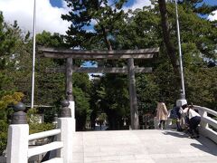 寒川神社