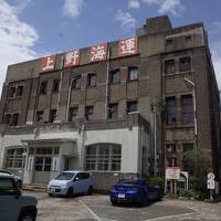 若松：日本一の貨物港だった頃の面影を追いかける。