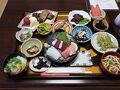 南房総ぶらり旅　クジラの街・和田浦を散策＆民宿じんざで鯨料理を食す