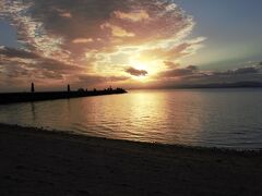 10月の竹富島と小浜島へ2泊3日の旅　(西桟橋の夕暮れと満天の星　1日目)