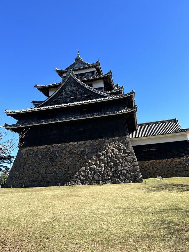 二泊三日で出雲・松江を旅しました。名古屋小牧から出雲までFDA利用。現地ではレンタカーで出雲大社、松江城、小泉八雲記念館、足立美術館を訪れました。