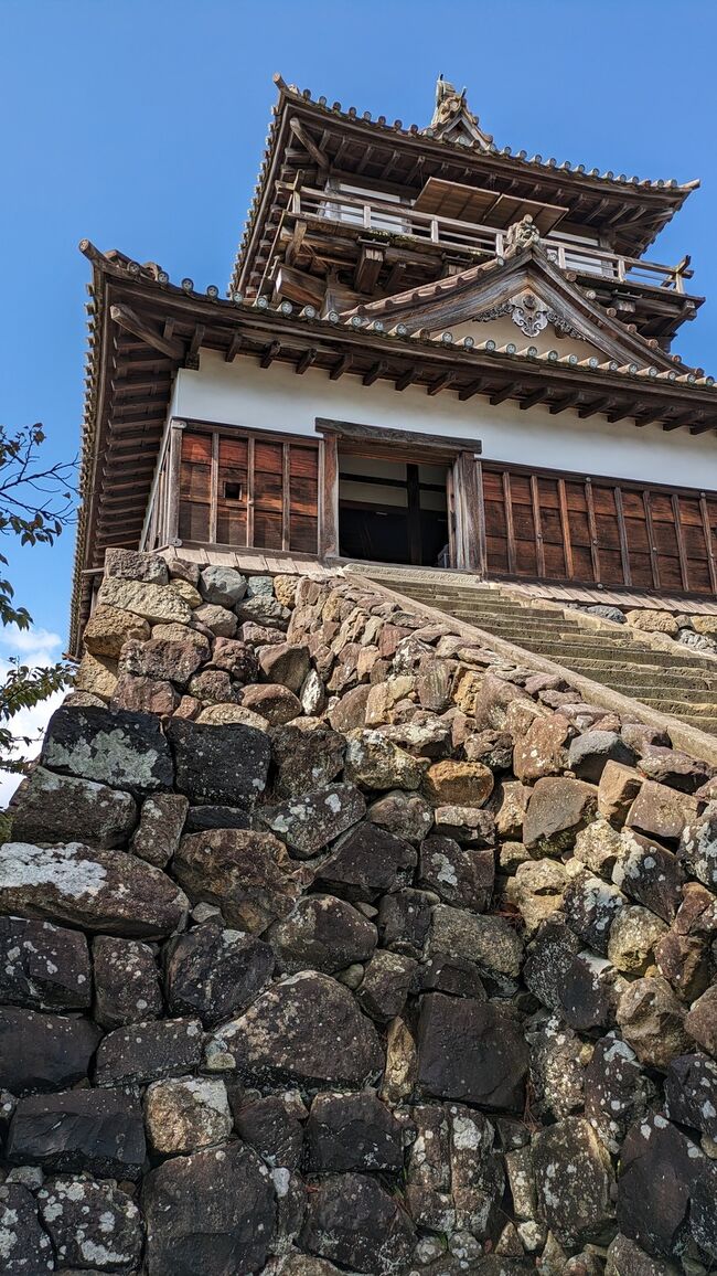 福井に行く用事があったので、以前から気になってた丸岡城に行ってきました。