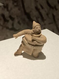 東京国立博物館 "特別展 古代メキシコ ～マヤ・アステカ・テオティワカン～" ① "アイーン" ではなく、"球技をするマヤの王侯貴族"！