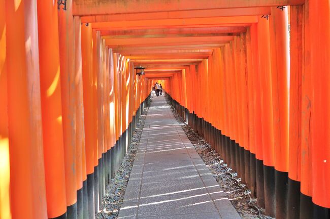 　京都最終日。午前中は食べ歩きを楽しみ、午後は伏見エリアを散策しました。