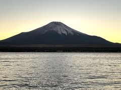 晩秋の富士山を見に行く