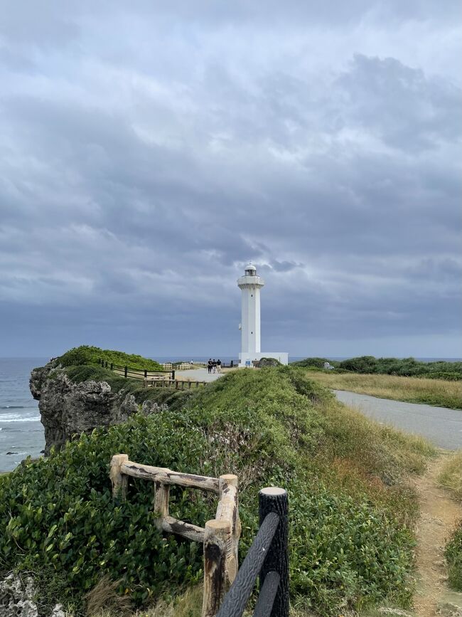 コロナ禍で2回、計画倒れになっていた宮古島旅行がやっと実現しました！<br />10月下旬はシーズンオフ前で人出も旅行代金も落ち着き、気候も安定しているのでオススメです。<br />旅先での運転を目指して2021年にペーパードライバー講習を受講し、その後3回目のドライブ旅行です。<br /><br />【手配方法】<br />航空券：　　日本航空公式サイト<br />レンタカー：タイムズカーシェア<br />ホテル：　　楽天トラベル<br /><br />