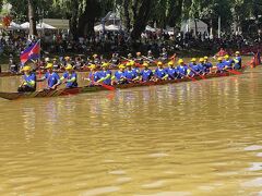 カンボジアシェムリアップの水祭り2023年１１月２６日