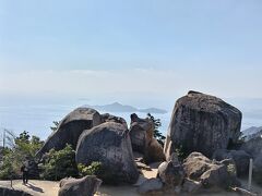 初めての宮島は素晴らしかった、弥山ちょっぴり登山で足に豆できた