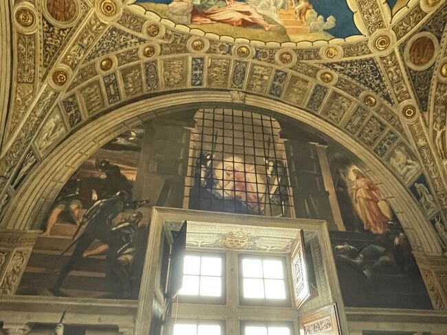 ローマに旅して・・シリーズです♪秋色シェルを集めて・