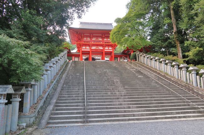 　コロナ禍の3年目。昨年に引き続き、古代史の舞台巡りに加え、行き残していた京都・奈良の世界遺産もほぼ制覇しました。<br />　初日は、天智天皇が祀られている近江神宮を訪れました。<br />