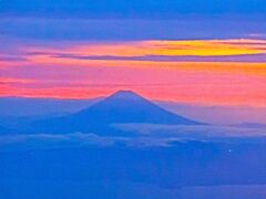 JAL634便ｂ　熊本⇒羽田　富士山！　夕焼け空の中-　☆出発遅れも幸運？