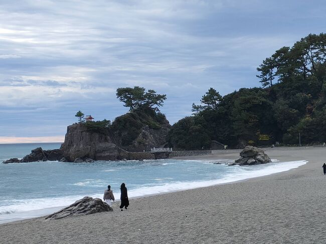 学生時代に高知を訪問したことはありますが、時が流れ、ほとんど当時の記憶も消えているので、初高知の気持ちで訪れました。