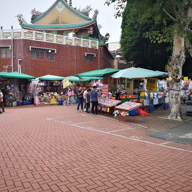 台南駅近くバス停から99番に乗って<br />台湾で最初にできたという街へ行ってきました。