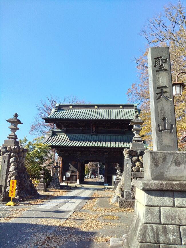 JUN SKY WALKER(S)の35周年ライブのため、熊谷へ行くついでに、妻沼聖天山へ行ってきました。<br />静かで趣があり、歴史を感じる寺院でした。