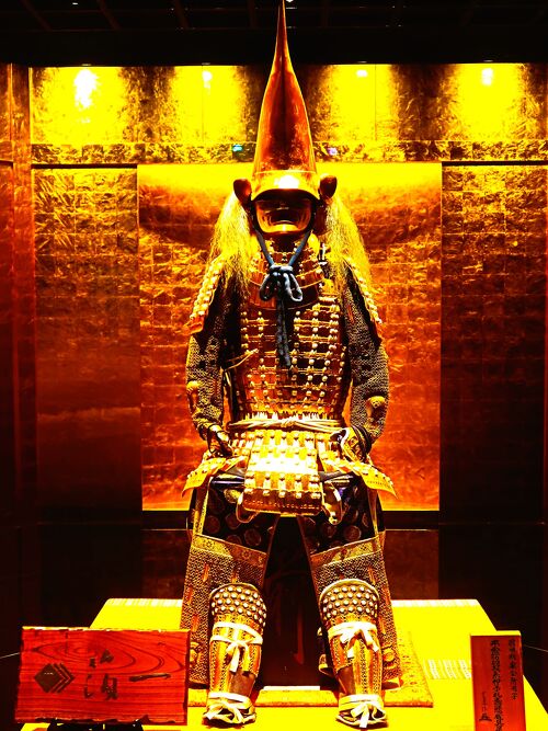 金沢-5 《箔一本店》金箔貼り-体験 極上の箔工芸品 ☆金箔の間-絶賛