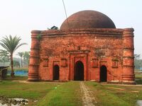バングラデシュ西部の旅２◆バゲルハットのモスク群観光＆鉄道チケット購入