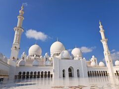 ドバイから日帰りアブダビ① アラブ首長国連邦 最大のモスク～シェイクザイードグランドモスク編