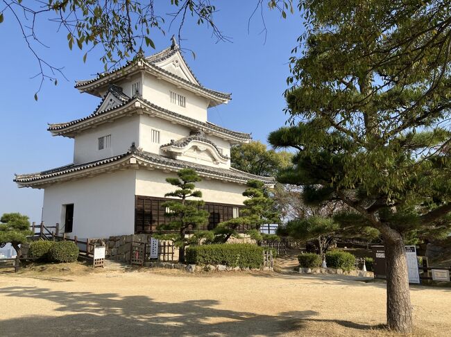 いつものごとく、急に、「次の木曜日休み取ったから香川へ1泊2日でうどん食いに行こう！　ホテル探しておいて！」と言い捨てて出かけた旦那。<br />迫っている出発日、祝日絡めた旅程･････。<br /><br />そろそろ後ろから刺されることを覚悟した方がいいんじゃない？（私に）