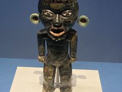 東京で国立博物館、西洋美術館、国立新美術館をはしご古代メキシコ展・イヴ・サンローラン展