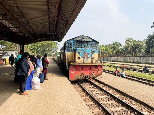 親切なベンガル人に救われたバングラデシュひとり旅【4】チッタゴンへの楽しい鉄道旅編