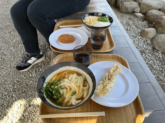 最終日は朝ごはんにうどん。<br />ランチにうどん。<br /><br />本当はもう一軒くらい行くつもりだった。<br />昔は無限にたべられたなぁ。<br /><br /><br /><br /><br />