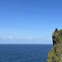 ひたすら観光！インドネシア（１）シンガポール乗継でバリ島到着 ＆ ウルワツ寺院編