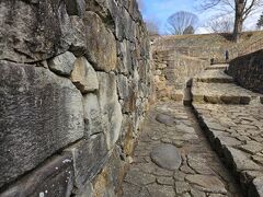 突然ですが冬の温泉旅　金山城へ