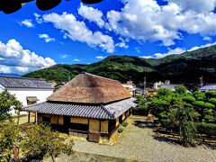 卯建の上がる徳島県の町並み散策（貞光、穴吹、徳島）02二層のうだつが上がる町並み、貞光