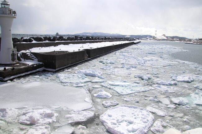 層雲峡観光ホテルに宿泊して紋別流氷砕氷船「ガリンコ号」に乗船して流氷と初逢瀬