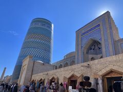 ウズベキスタン-4　ドラクエ的世界観　ヒヴァ☆塔や廟で冒険だ