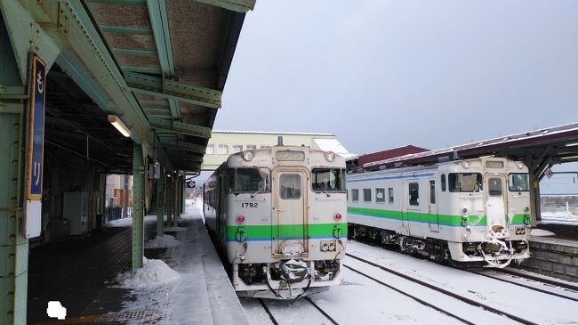 北海道新幹線開業前は年３回程度訪れていた北海道だったが、２０１７年以降は百名山登山で１度訪れたきりとなっていた。<br />旅行で主に利用していた鉄道も時代にあわせて変化しており、特にローカル輸送を支えてきた車両の定期運行が２０２５年３月で終了するとの発表があった。<br />すでに道内各地で車両の置き換えが進んでおり、比較的変化がなかったのは函館エリアのみ。そこで函館周辺での観光を中心として、北海道旅行では何度も世話になったローカル線の乗り納めの旅行をすることにした。