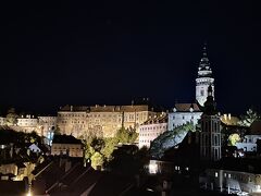神対応 JALPAK 　＊ 麗しの中欧ヨーロッパ 9日間 （４）　＊ 世界一美しい街・チェスキークルムロフへ