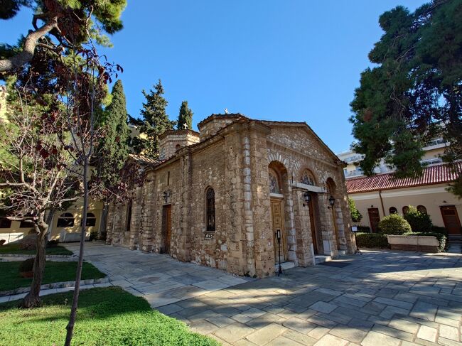 冬のアテネ観光３・ケサリアニ修道院とペトラキ修道院