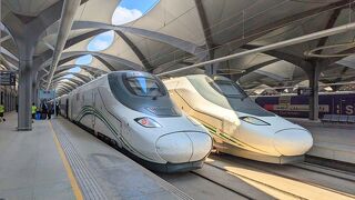 サウジアラビアの高速鉄道でイスラム教の聖地メディナへ！