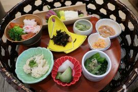 晩秋の紅葉と温泉旅♪　Vol.98 ☆伊豆長岡温泉「八の坊」：特別室で愛犬と一緒に朝食♪