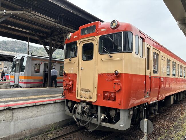 今回は、キハの鉄分補給に姫新線と津山線を乗り継いできました。<br />しかし、津山城が桜まつり開催らしく、ローカル線なのに激混み。写メしてる暇ないぐらいな乗換え状況にびっくり。どうにかしなきゃJR西日本と思った18きっぷ旅でした。