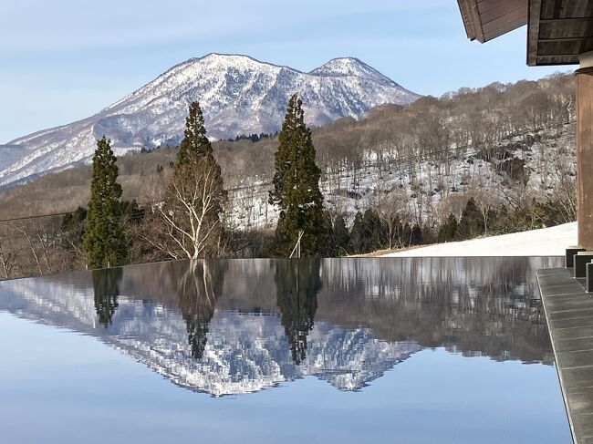 冬休みを取れたので、7泊8日で長野県・新潟県へ出かけました。<br />そのうち赤倉観光ホテルには4泊しました。<br />赤倉観光ホテルにはコロナが流行っていた21年から毎年年2回来ていて、今回7回目です。海外に行かなくてもリゾート気分を満喫出来るので、大のお気に入りになりました。<br />いつもは赤倉ゴルフコースでゴルフをするのですが、4月はまだオープンしていないので、ホテルステイを満喫しました。<br />ホテルのあれこれ、観光などまとめてみました。