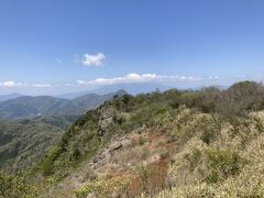 GWの穴場　大雄山最上寺から箱根明神ヶ岳に登る