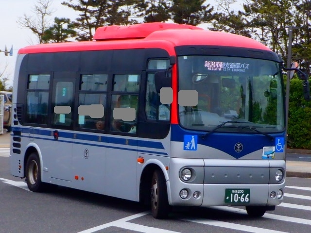 朝の新潟市内観光を終えて、「新潟市観光循環バス　１便」に乗りました。