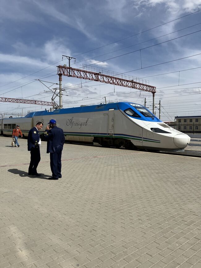 2024春 ウズベキスタン紀行 と お金事情　⑥サマルカンドへ移動