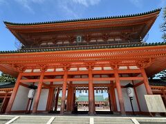 神戸・京都・奈良３日で８万５千歩【ダイジェスト⑩】"平安神宮" は、大鳥居だけにあらず。平安京の雰囲気漂う "本殿" も一見の価値あり！